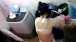 Blond suka zrobiła noworoczny Sex oralny przed darmowe filmy erotyczne starsze panie amatorską kamerą