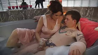 Trener został uwiedziony seks ze zwierzętami darmowe filmy tyłkiem sportowca i zmusił ją do przewrócenia się na anal
