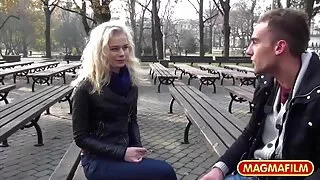 Gra w darmowe filmy erotyczne milf warcaby płynnie zamienia się w seks z rosyjskimi sutkami w bieliźnie